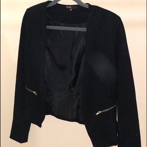 Cropped Blazer